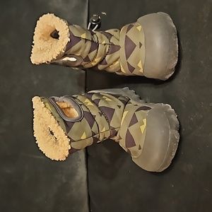 Toddler insulater bogs